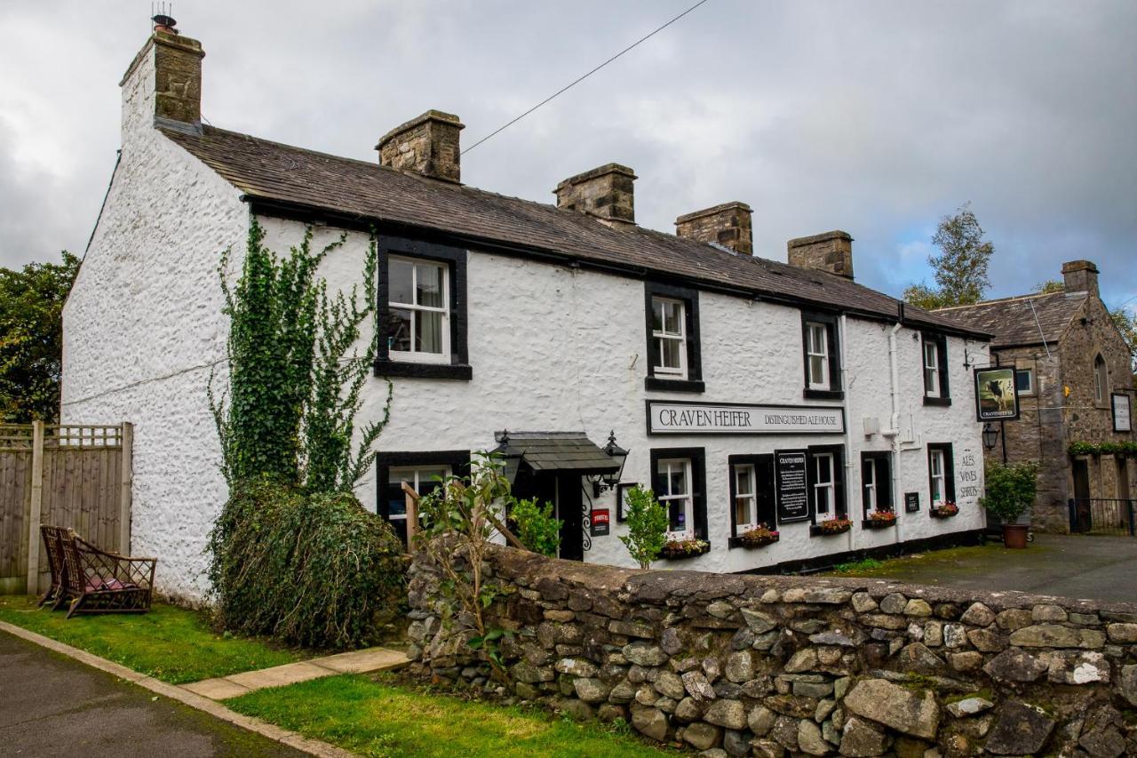 Craven Heifer Ingleton Hotel อิงเกิลตัน ภายนอก รูปภาพ